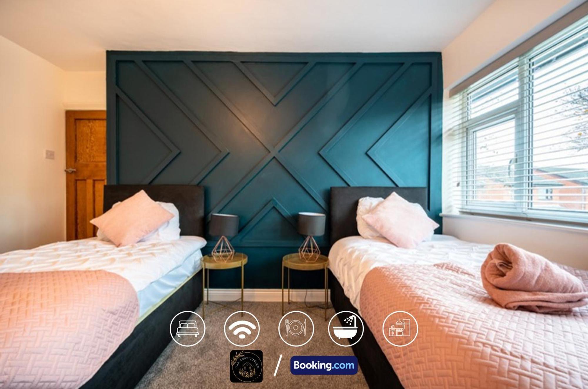 Apartamento Cosy 3-Bed House, Garden & Free Parking In Stretford Mánchester Exterior foto
